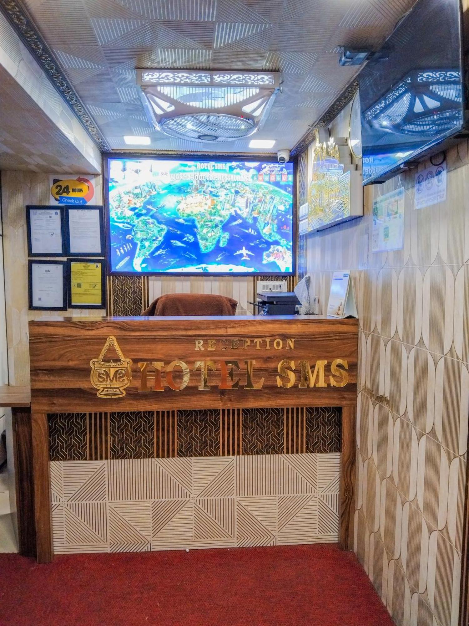 Hotel Sms Ádzsmir Kültér fotó
